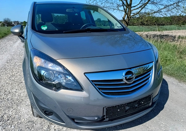 Opel Meriva cena 20999 przebieg: 151000, rok produkcji 2010 z Kłobuck małe 379
